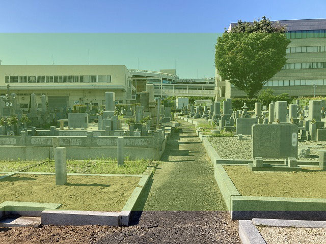 奈良にある新堂町墓地の墓地風景
