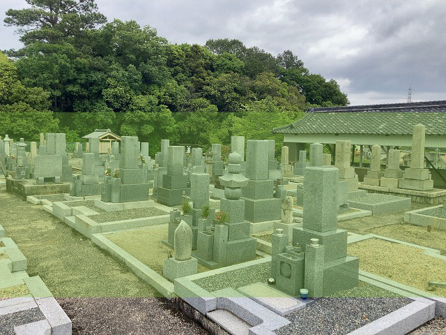奈良にある西安寺墓地の墓地風景