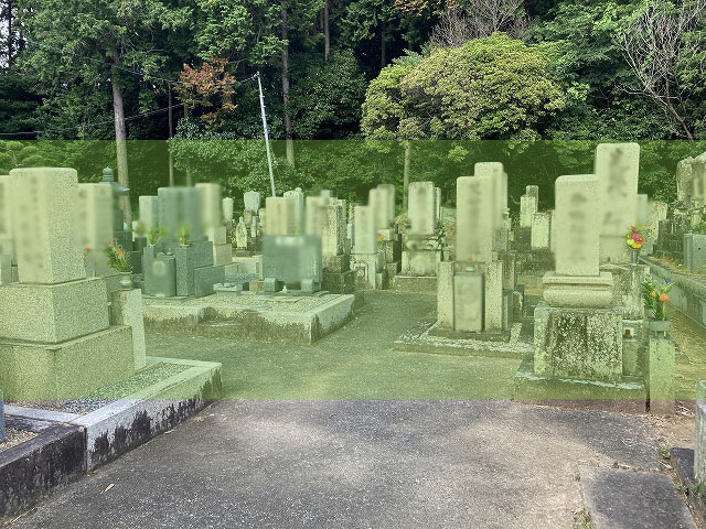 奈良にある正楽寺墓地の墓地風景